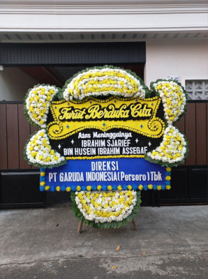 Papan Bunga Duka di Muara Dua